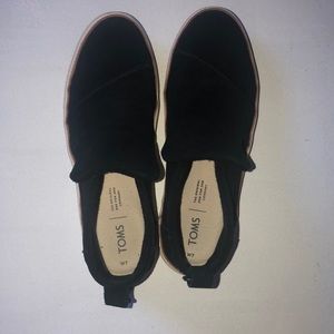 TOMS Paxton Slip Ons - Black- Size 7